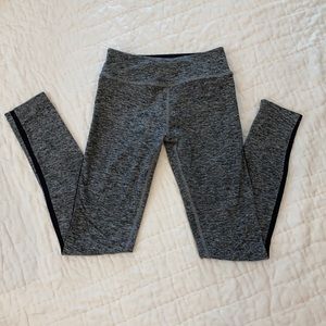 Beyond Yoga leggings Size S